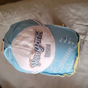 BJB NEWYORK 1625 HAT WITH TIMESQUARE CENTRAL PARK ON FRONT